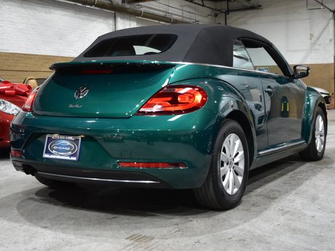 Used 2018 Volkswagen Beetle 2.0T image 7