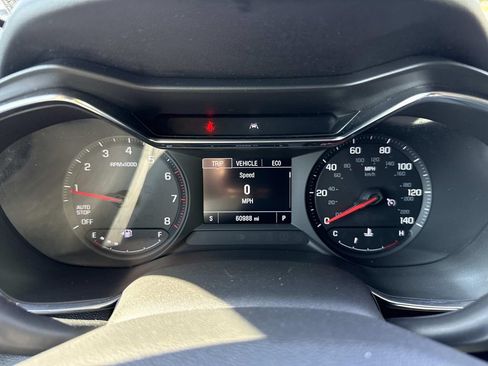 Used 2023 Chevrolet TrailBlazer LT FWD image 12
