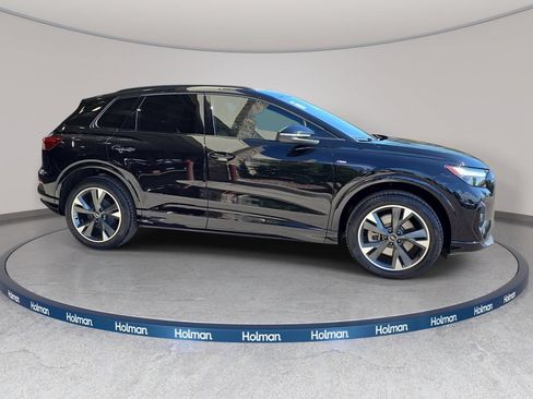 Certified 2023 Audi Q4 e-tron Premium Plus AWD/4WD image 5
