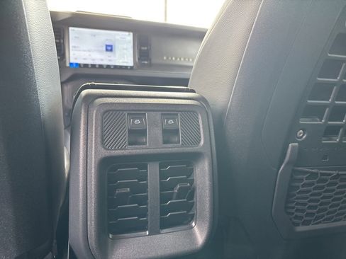 New 2025 Ford Bronco Badlands image 24