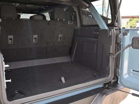 Used 2023 Ford Bronco Big Bend w/ Sasquatch Package AWD/4WD image 31