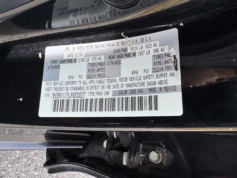 Used 2018 MAZDA MAZDA3 Sport image 47