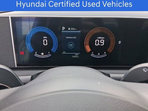 Certified 2025 Hyundai Santa Cruz SEL image 19