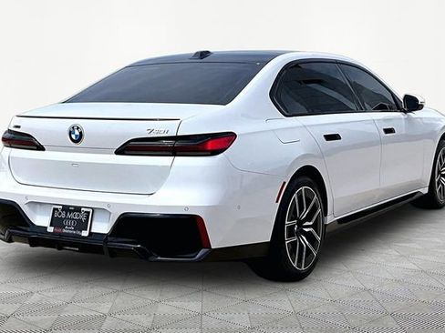 Used 2025 BMW 740i xDrive image 2