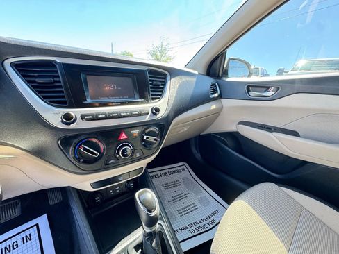 Used 2022 Hyundai Accent SE image 20