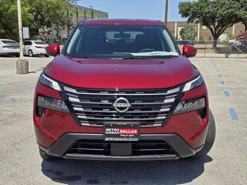 New 2026 Nissan Rogue SV FWD image 2