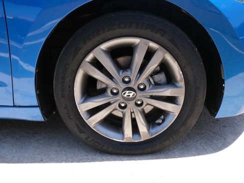 Used 2018 Hyundai Elantra SEL FWD image 19