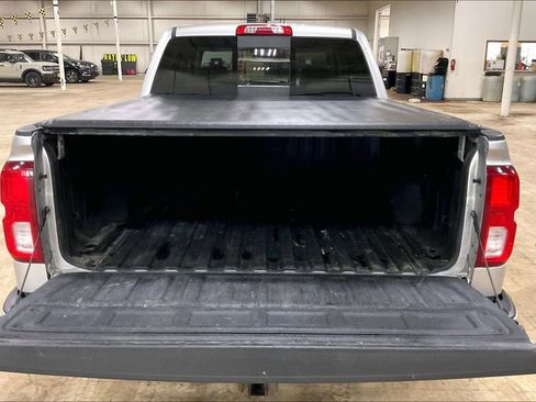 Used 2018 Chevrolet Silverado 1500 LTZ Z71 w/ LTZ Plus Package AWD/4WD image 31