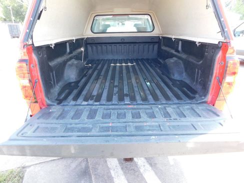 Used 2019 Chevrolet Silverado 2500 W/T AWD/4WD image 38