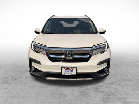 Used 2019 Honda Pilot Touring image 2