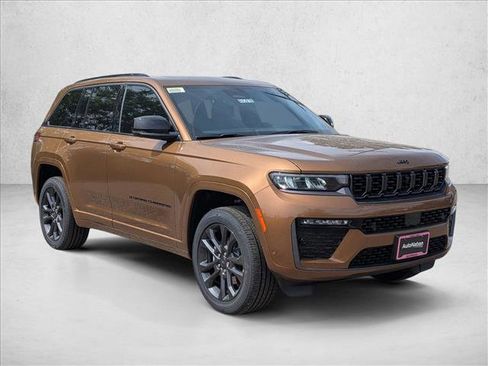 New 2026 Jeep Grand Cherokee Limited AWD/4WD image 7