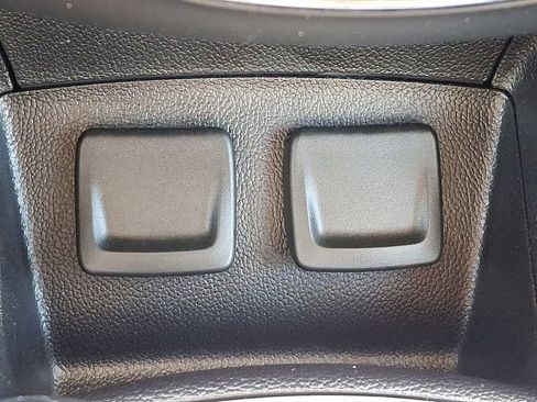Used 2018 Chevrolet Cruze LS FWD image 21