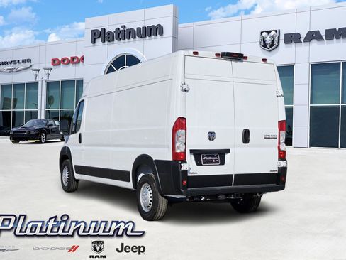 New 2026 RAM ProMaster 2500 FWD image 4