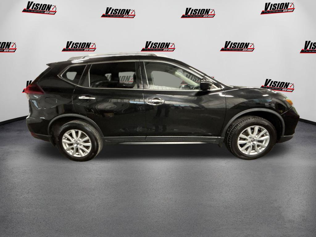 Used 2018 Nissan Rogue SV AWD/4WD image 3