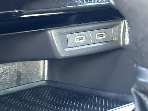 Used 2025 Volkswagen Jetta Sport FWD image 25
