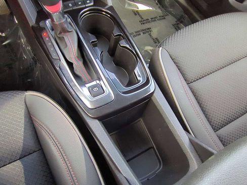 Used 2023 Chevrolet TrailBlazer RS w/ Sun and Liftgate Package image 18