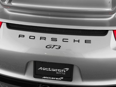 Used 2016 Porsche 911 GT3 image 42