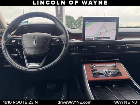 Certified 2020 Lincoln Aviator Reserve w/ Elements Package Plus AWD/4WD image 25
