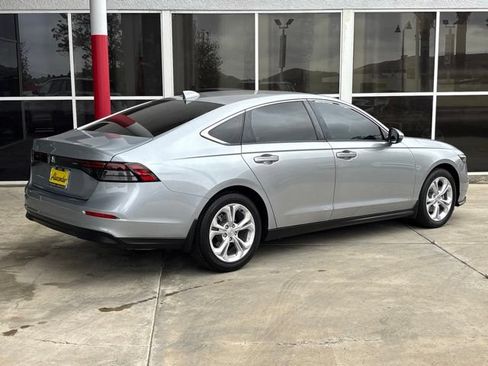Used 2023 Honda Accord LX image 3