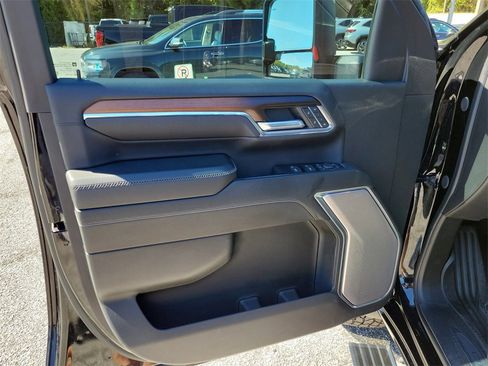 Used 2024 GMC Sierra 2500 Denali w/ Denali Reserve Package image 21