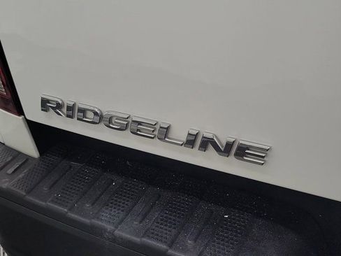 Certified 2023 Honda Ridgeline Sport image 8
