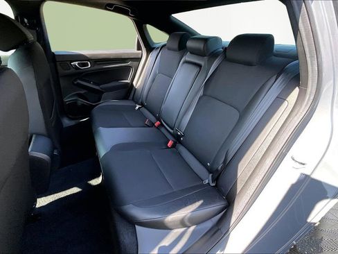 Used 2025 Honda Civic Sport image 18