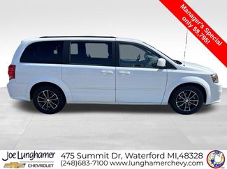 Used 2016 Dodge Grand Caravan R/T FWD video 2