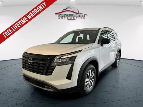 New 2026 Nissan Pathfinder SL AWD/4WD image 4