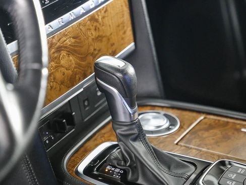 Used 2023 Nissan Armada SL w/ Captain's Chairs Package image 21