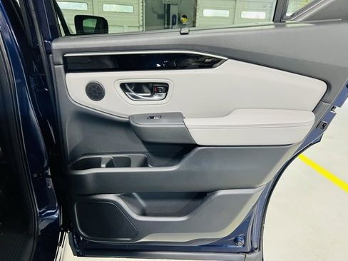 New 2025 Honda Pilot Touring image 35