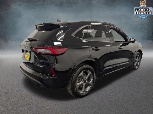 Used 2023 Ford Escape ST-Line w/ Tech Pack #1 AWD/4WD image 4