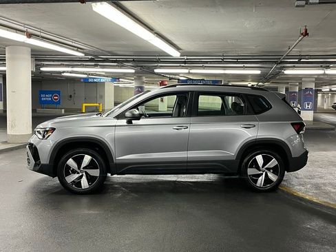 Used 2025 Volkswagen Taos S image 31