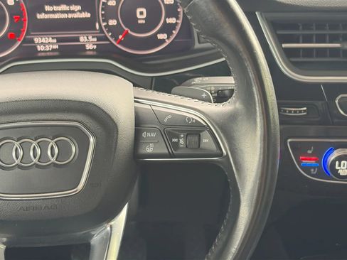 Used 2017 Audi Q7 3.0T Premium Plus AWD/4WD image 32
