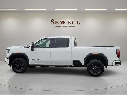 Used 2025 GMC Sierra 2500 AT4 w/ AT4 Premium Plus Package AWD/4WD image 2