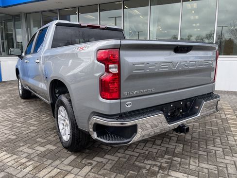 Used 2025 Chevrolet Silverado 1500 LT image 3