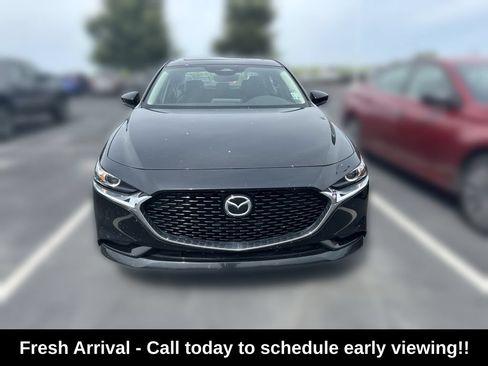 Used 2024 MAZDA MAZDA3 s FWD image 2