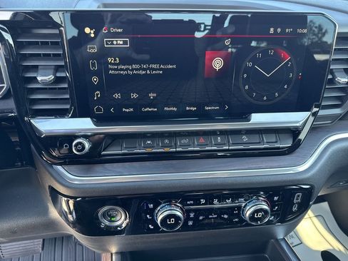 Certified 2023 GMC Sierra 1500 SLT w/ SLT Premium Package image 19