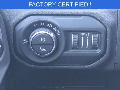 Used 2021 Jeep Gladiator Overland w/ Popular Equipment Package AWD/4WD image 16