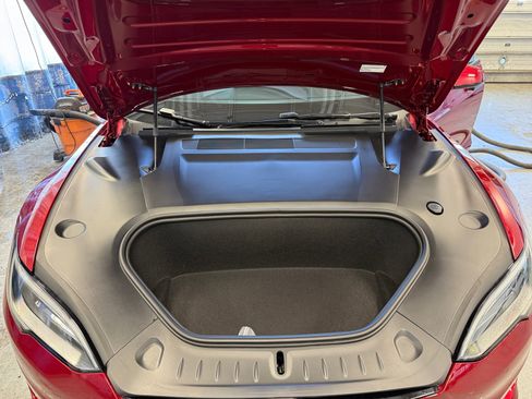 Used 2025 Tesla Model S image 21