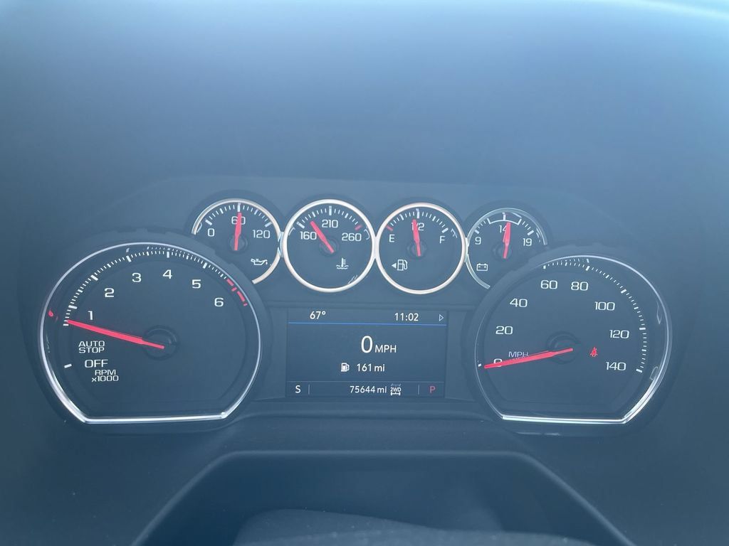 Used 2021 Chevrolet Tahoe Z71 w/ Z71 Signature Package AWD/4WD image 8