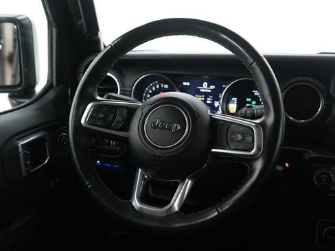 Used 2022 Jeep Wrangler Unlimited Sahara w/ Cold Weather Group image 14