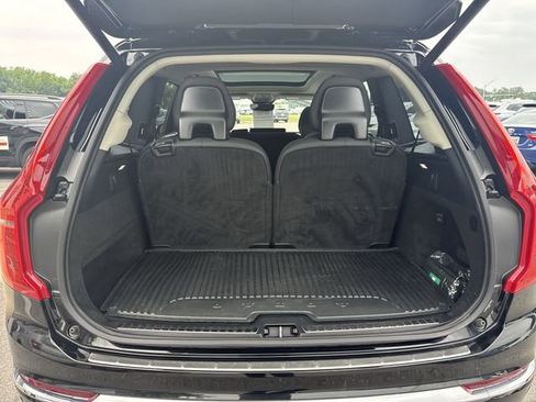 Used 2025 Volvo XC90 T8 Core w/ Protection Package Premier AWD/4WD image 25