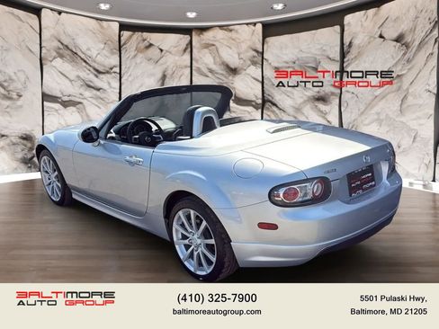Used 2008 MAZDA MX-5 Miata Grand Touring w/ Premium Pkg image 5