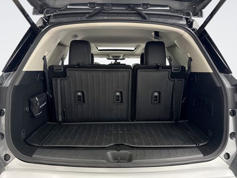 Used 2025 Nissan Pathfinder Platinum w/ Cargo Package image 20