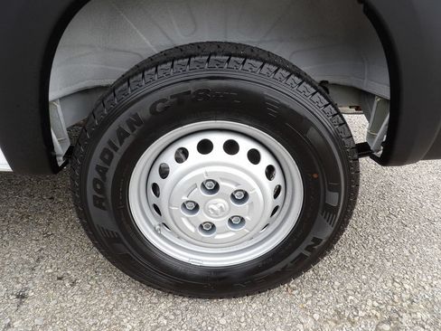 Used 2025 RAM ProMaster 2500 w/ U-Haul Equipment Group FWD image 48