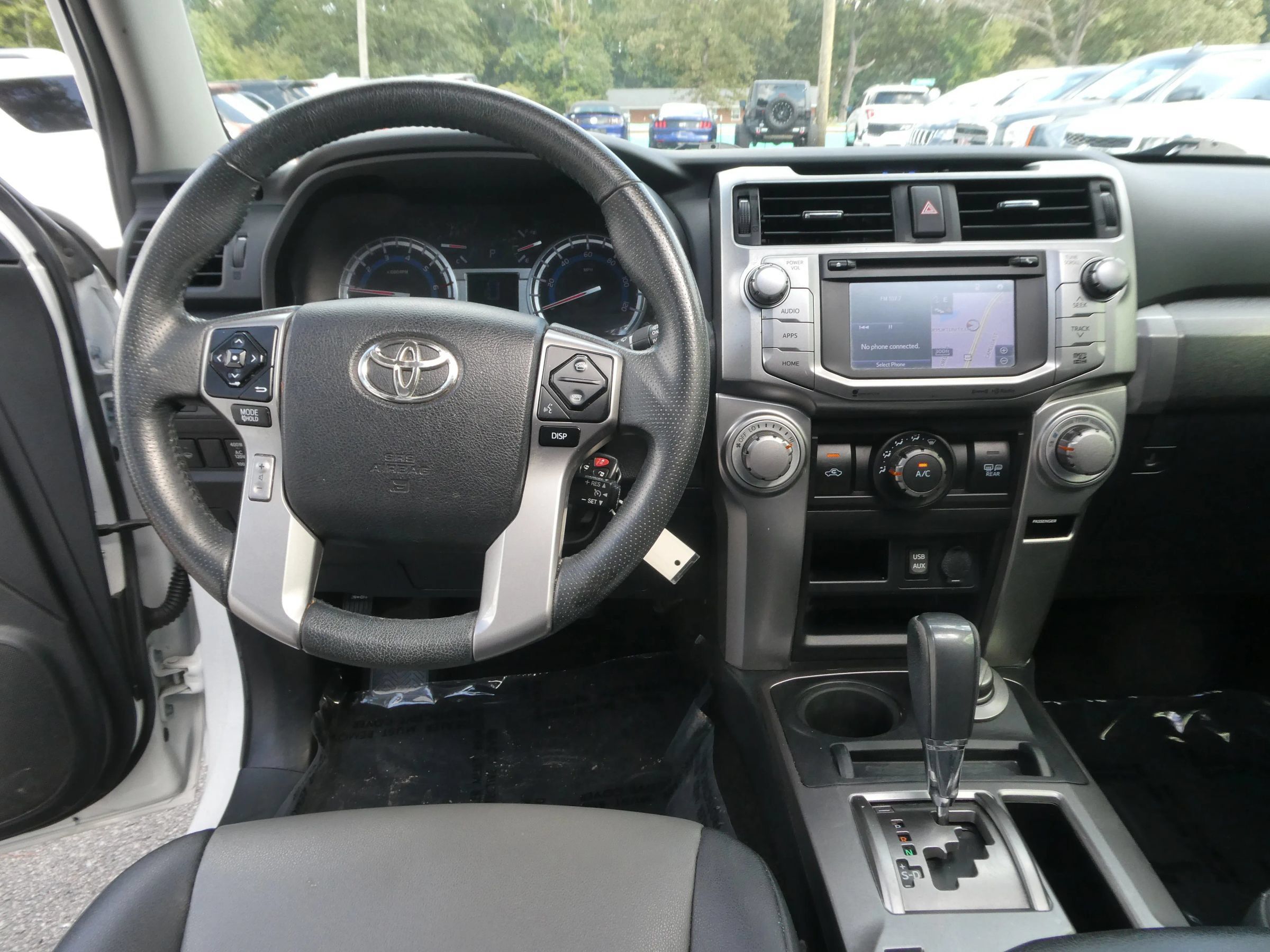 Used 2019 Toyota 4Runner SR5 Premium AWD/4WD image 15