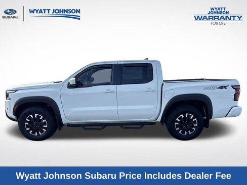 Used 2024 Nissan Frontier PRO-4X w/ Technology Package AWD/4WD image 3