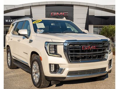 Used 2021 GMC Yukon SLT w/ SLT Luxury Plus Package