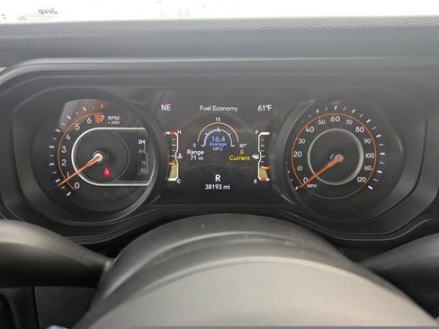 Used 2024 Jeep Gladiator Sport image 23