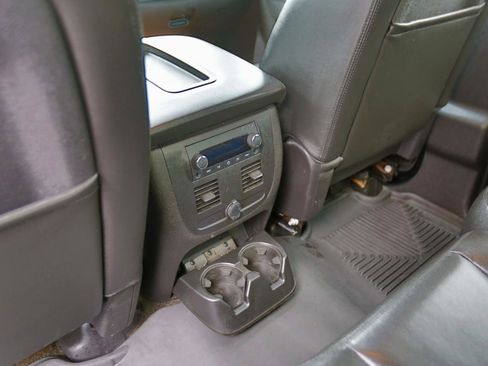Used 2013 Chevrolet Avalanche LT AWD/4WD image 11